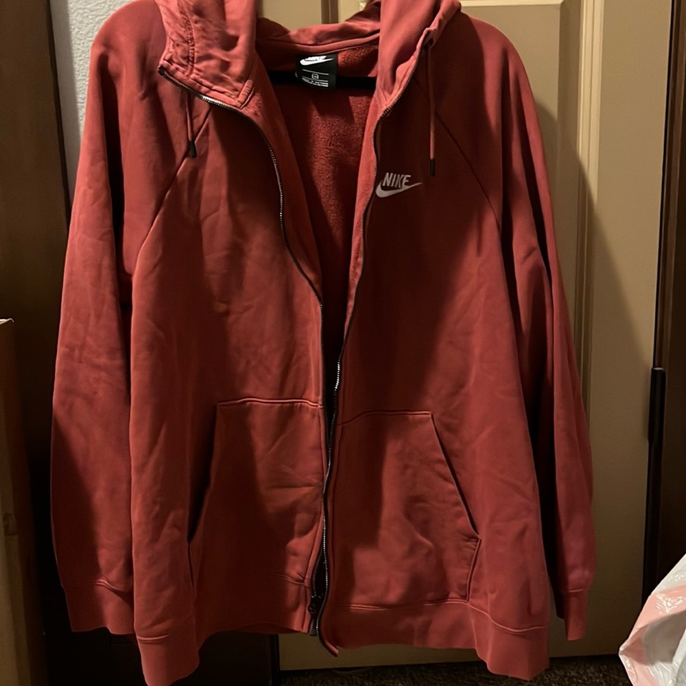 2x Nike hoodie. Made in Vietnam
